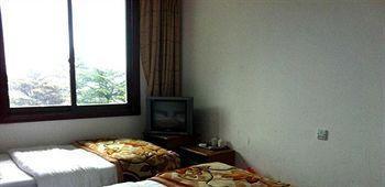 Mount Emei Jindingxiang Huaili Hotel Omejsan Kültér fotó
